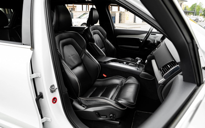 Volvo XC 90 cena 129900 przebieg: 220000, rok produkcji 2015 z Sędziszów małe 781